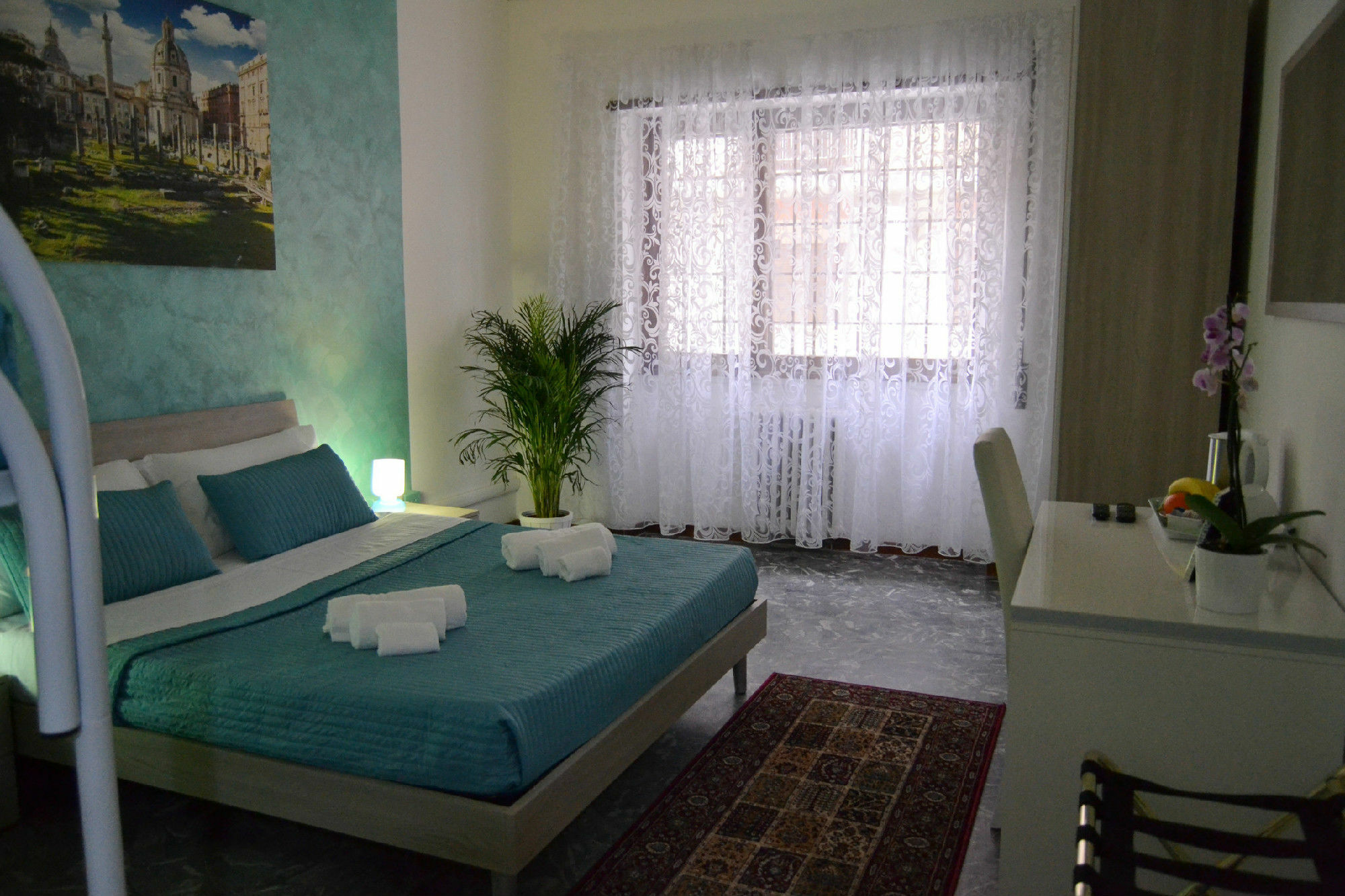 Maxim Guest house